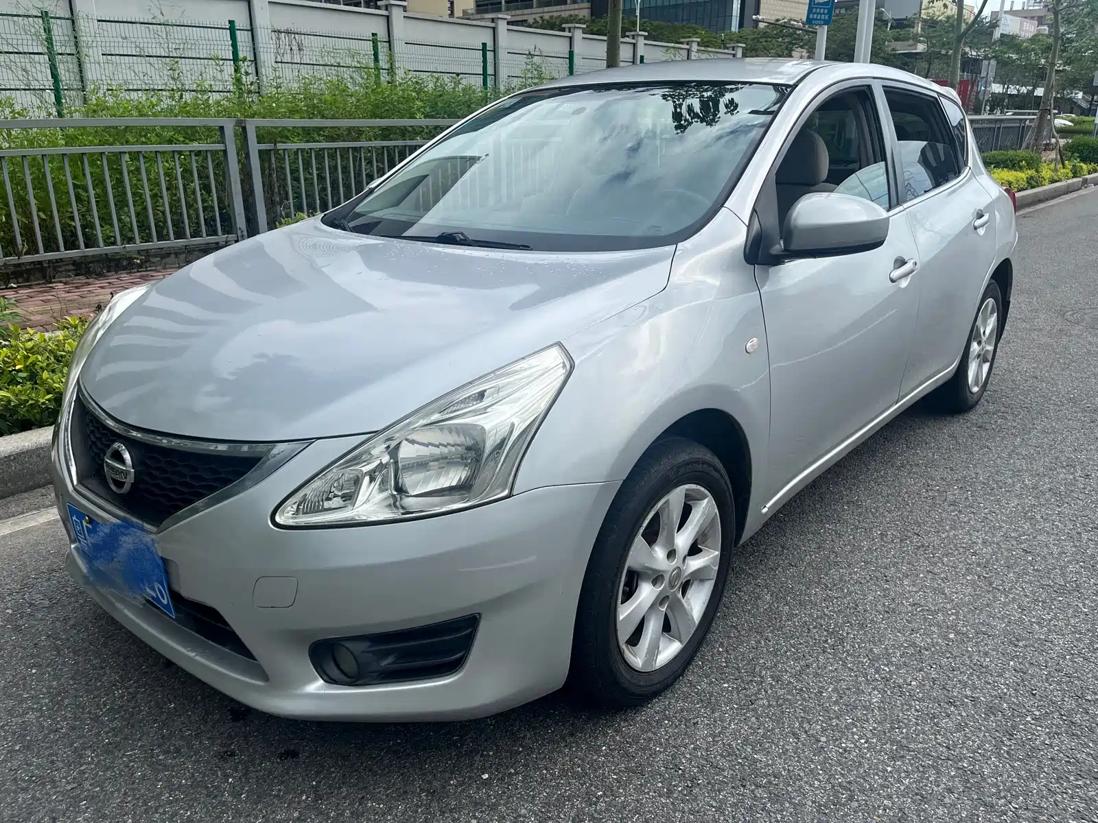 NISSAN TIIDA TIIDA 2011
