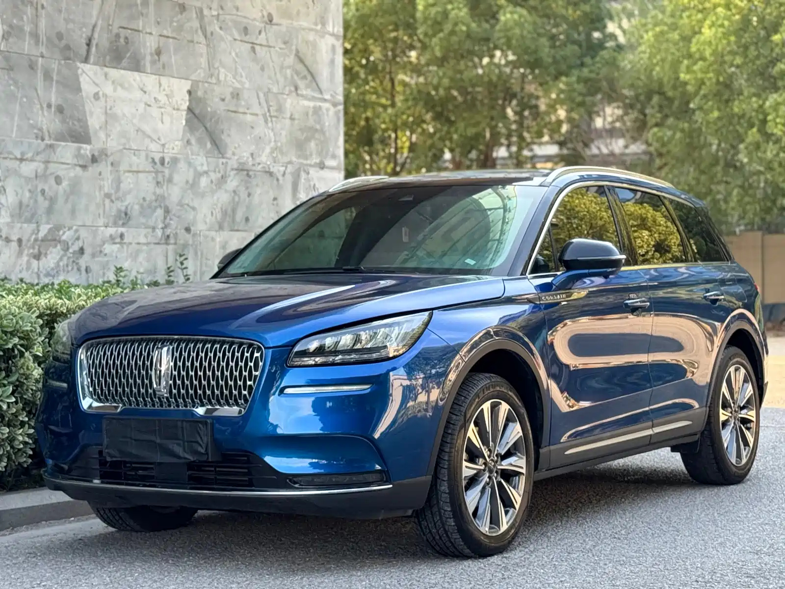 LINCOLN ADVENTURER 2022