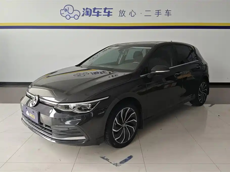 VOLKSWAGEN GOLF 2021