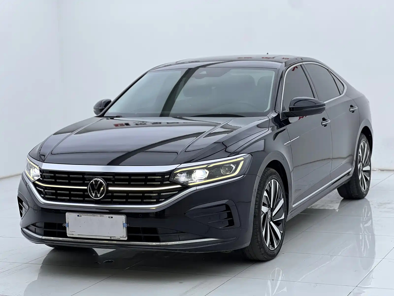VOLKSWAGEN PASSAT 2022