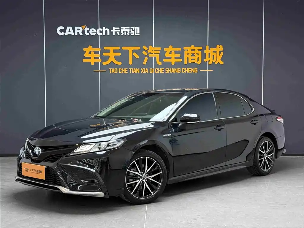 TOYOTA CAMRY 2021
