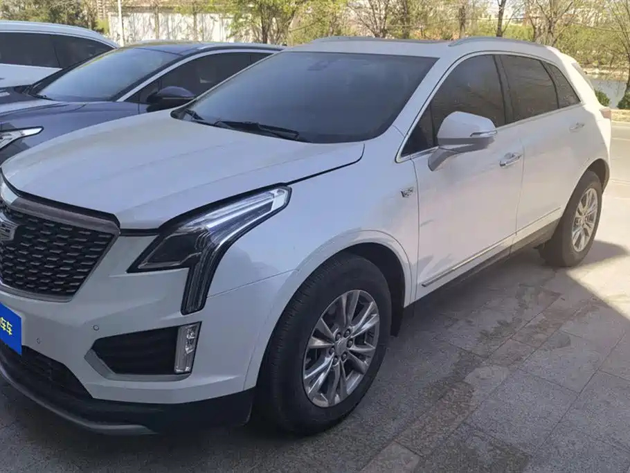CADILLAC XT5 2021