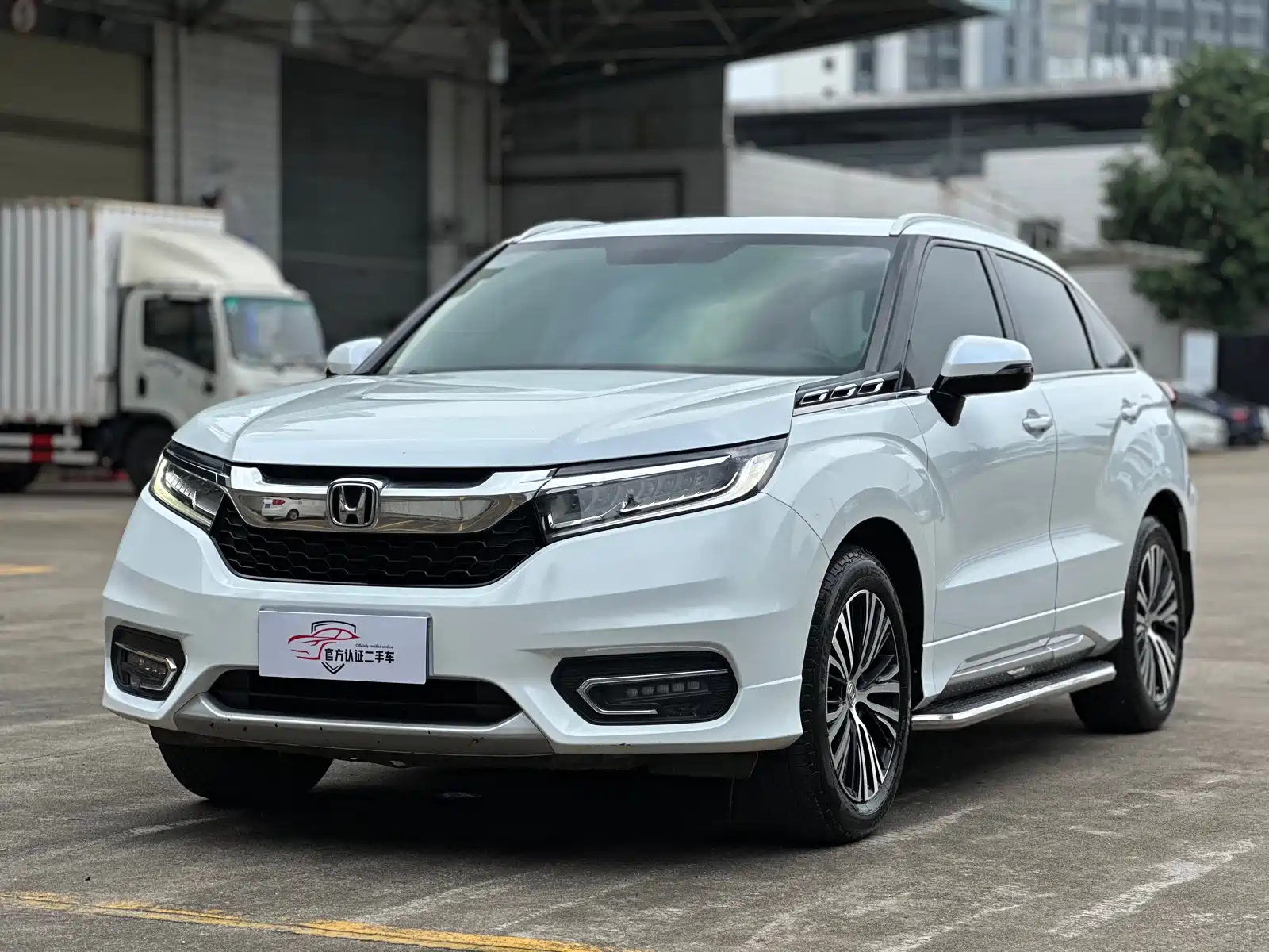 HONDA AVANCIER 2017