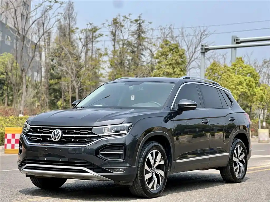 VOLKSWAGEN TAYRON 2019