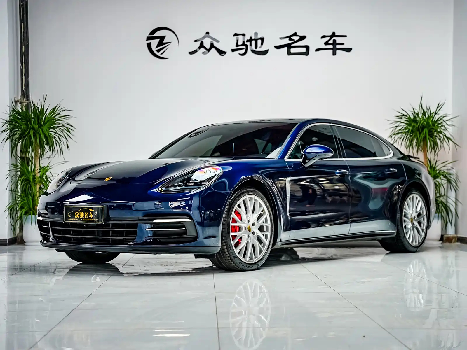 PORSCHE PANAMERA 2017