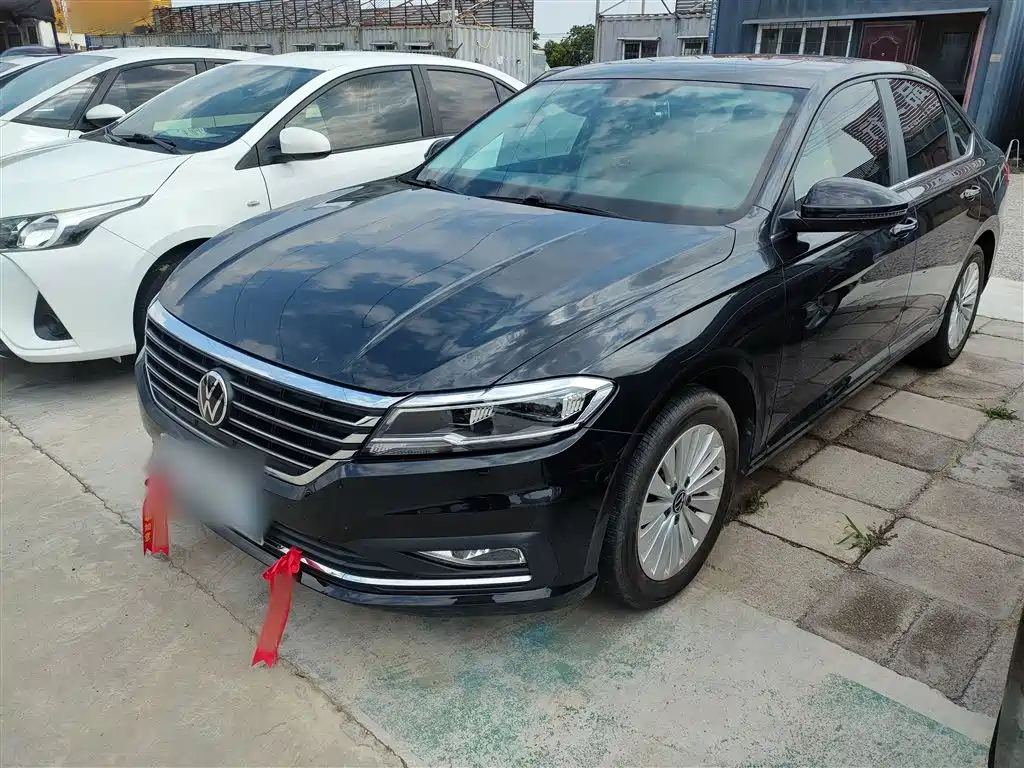 VOLKSWAGEN LAVIDA 2021