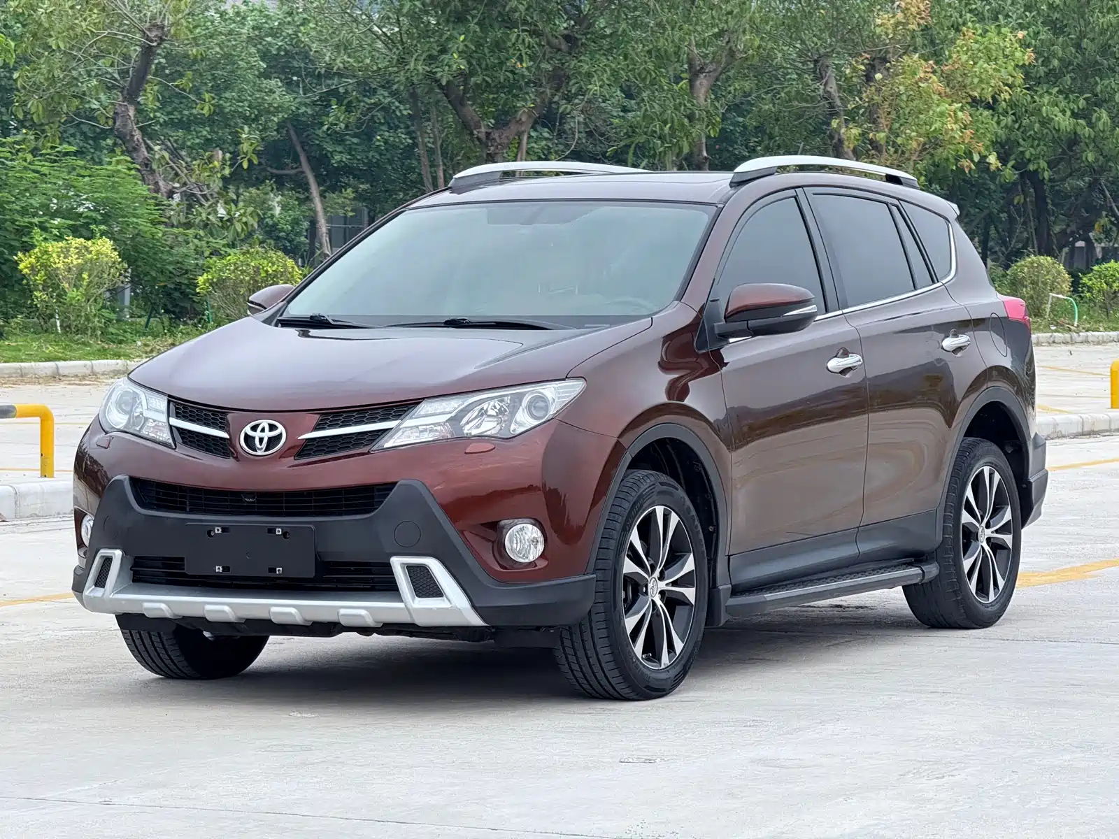 TOYOTA RAV4 RONGFANG 2013