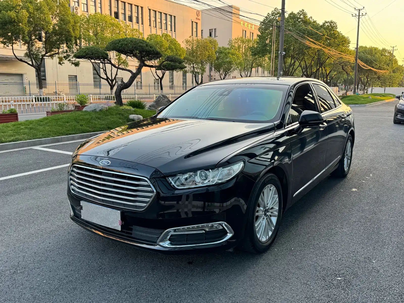 Аукционный лист FORD TAURUS 2017