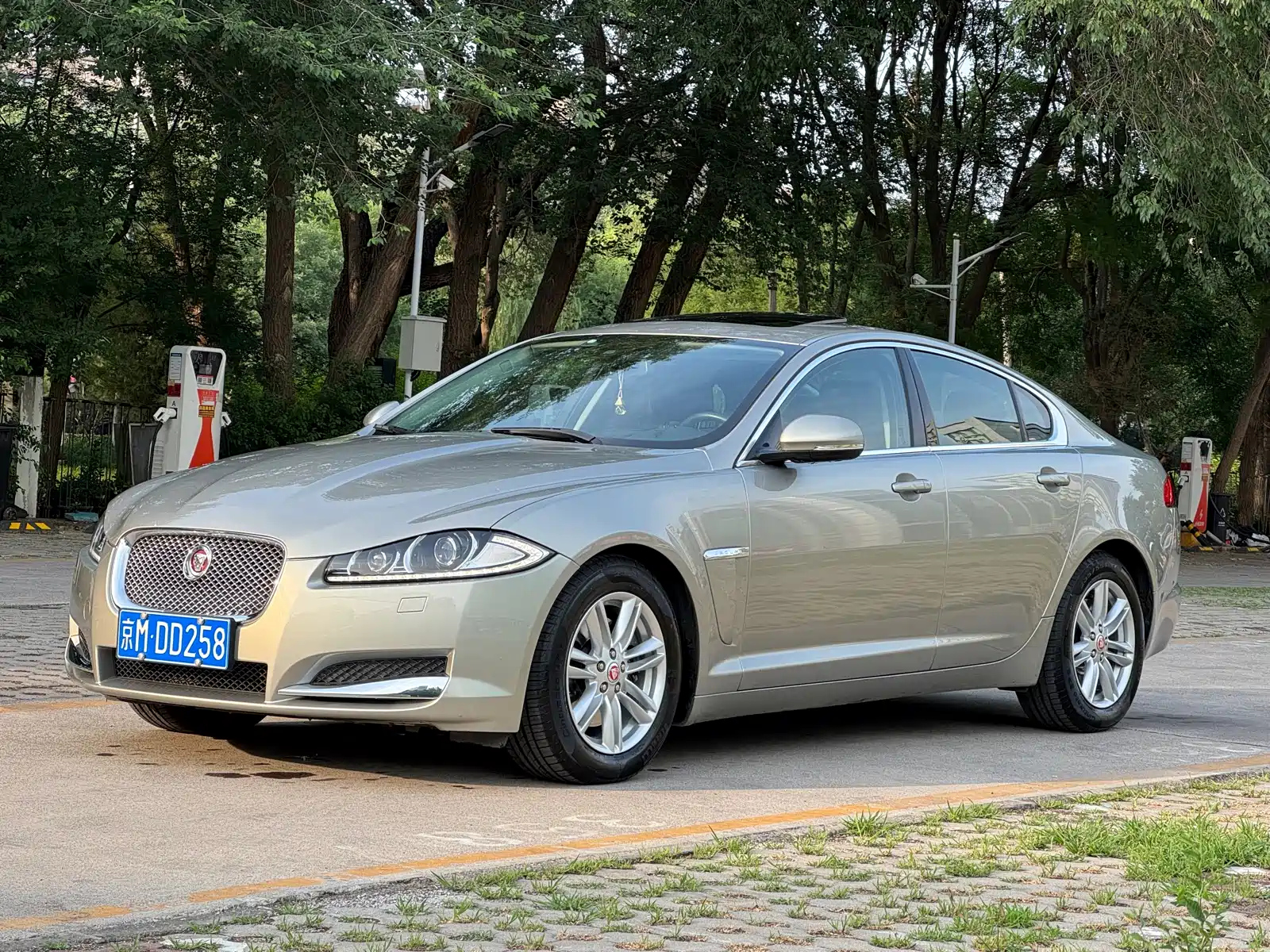JAGUAR XF 2014