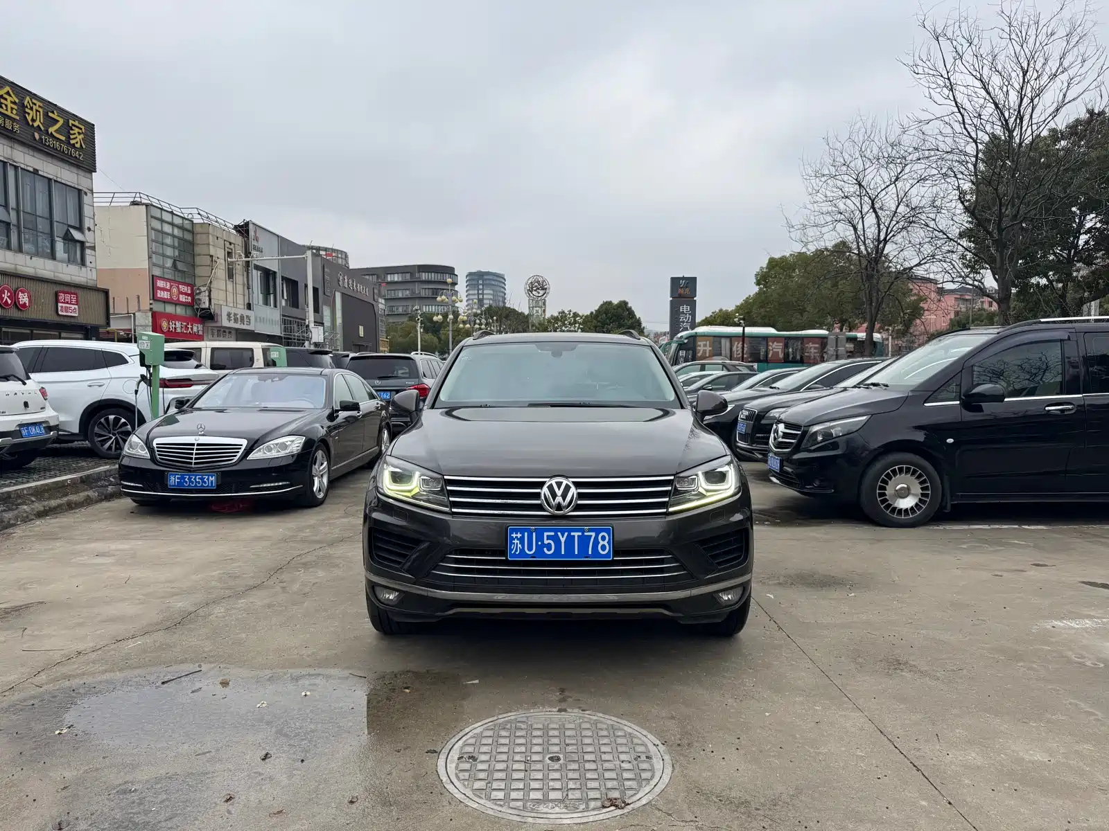 VOLKSWAGEN TOUAREG 2016