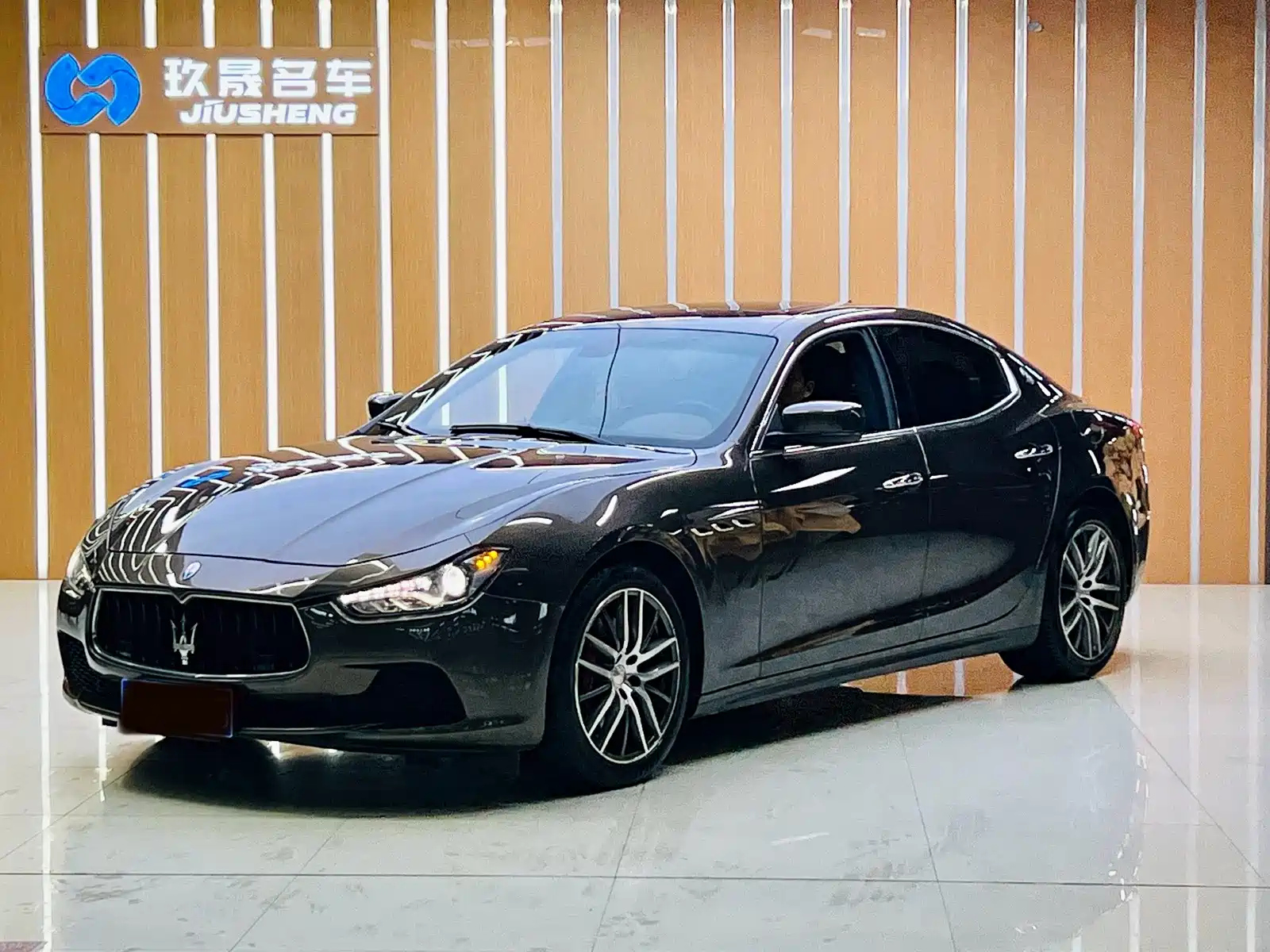 MASERATI GHIBLI 2014
