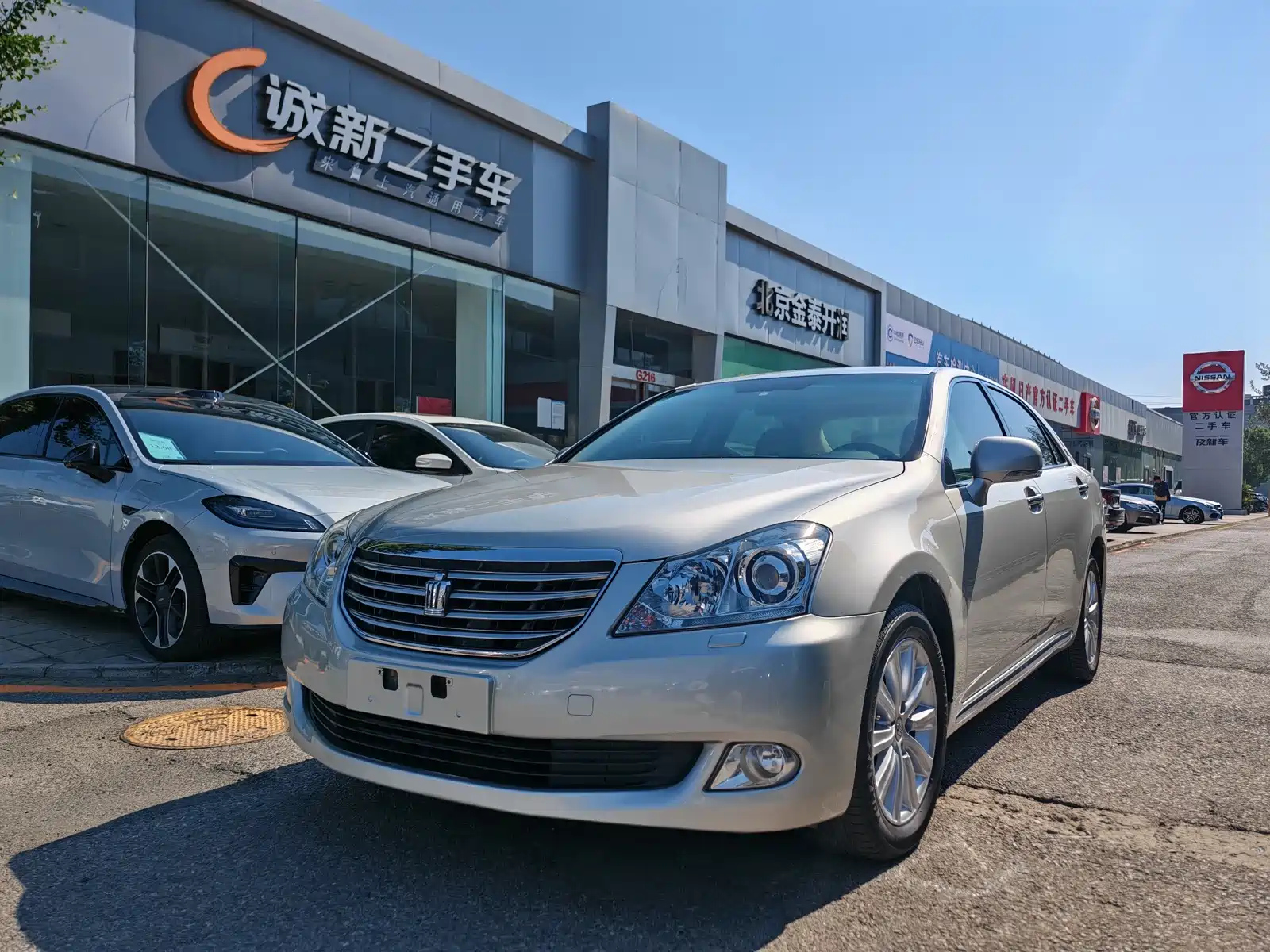 TOYOTA CROWN 2010