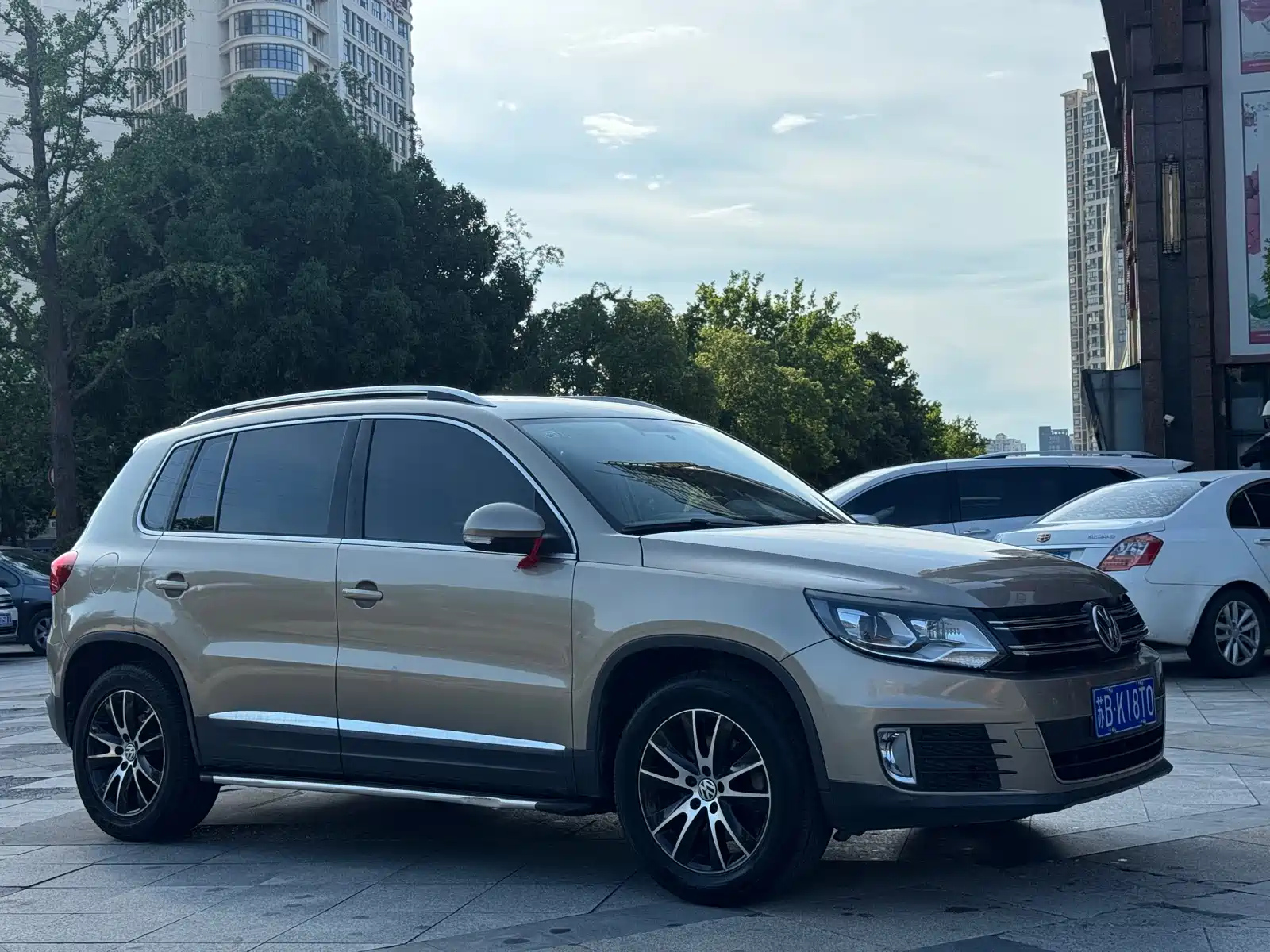 VOLKSWAGEN TIGUAN 2013