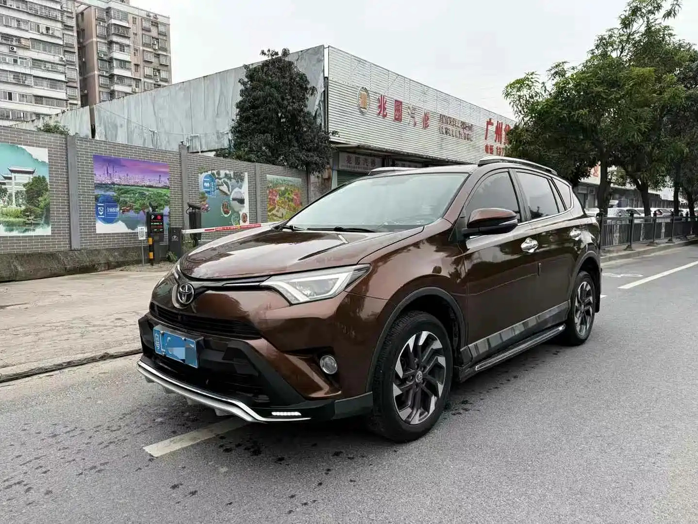 TOYOTA RAV4 RONGFANG 2016