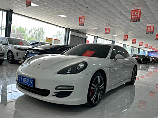 PORSCHE PANAMERA  2010
