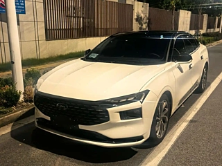 FORD MONDEO  2025