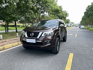NISSAN TERRA 2018