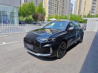 AUDI RS Q8 2025
