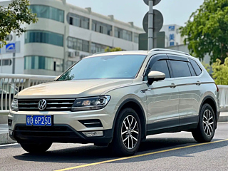VOLKSWAGEN TIGUAN L  2017