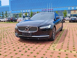 VOLVO S90  2023