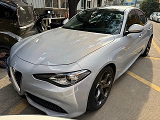 Заказать ALFAROMEO GIULIA