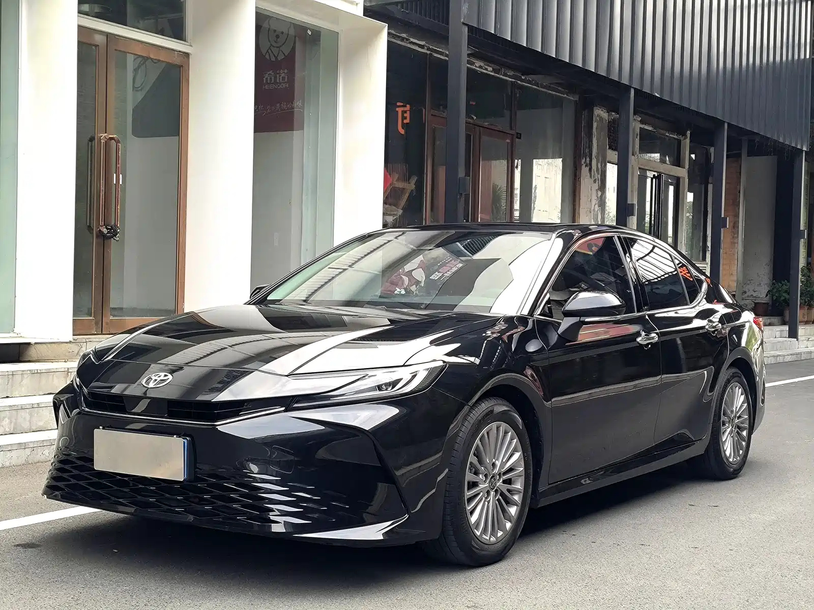 Аукционный лист TOYOTA CAMRY 2025