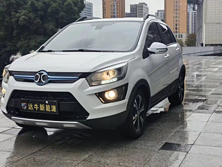 Заказать BAIC BJEV EX