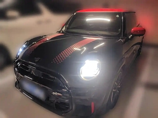 Заказать MINI JCW
