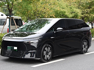 Заказать XPENG MOTORS X9