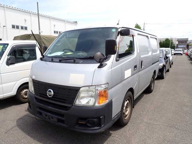 NISSAN CARAVAN VAN 2010