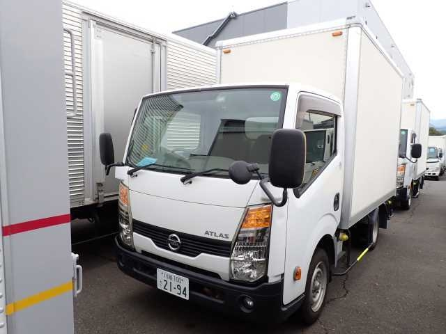 NISSAN ATLAS 2014