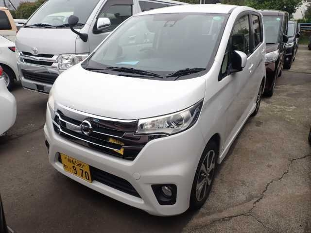 NISSAN DAYZ 2015