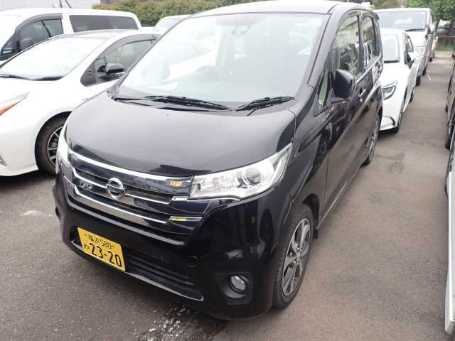NISSAN DAYZ 2015