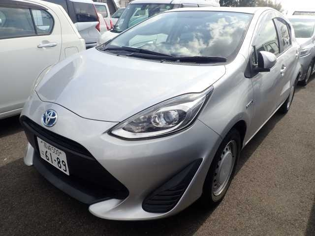 TOYOTA AQUA 2018