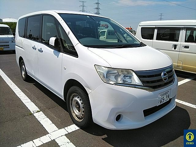 NISSAN SERENA 2013