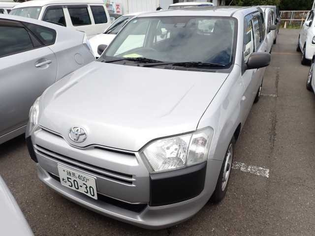 TOYOTA PROBOX 2018