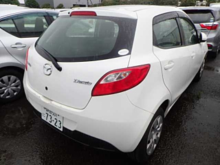 MAZDA DEMIO 2009