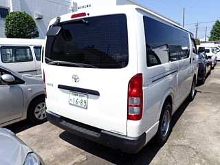 TOYOTA HIACE VAN 2017
