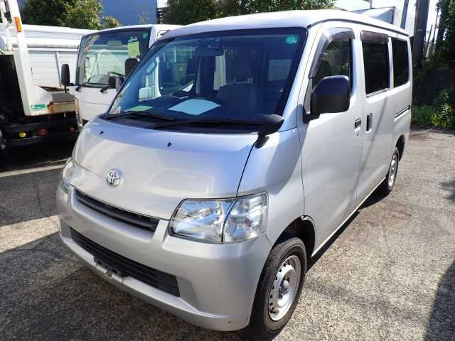 TOYOTA LITE ACE VAN 2018