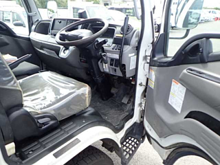 MITSUBISHI CANTER 2019
