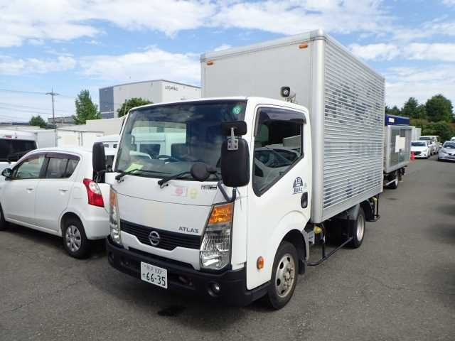 NISSAN ATLAS 2013