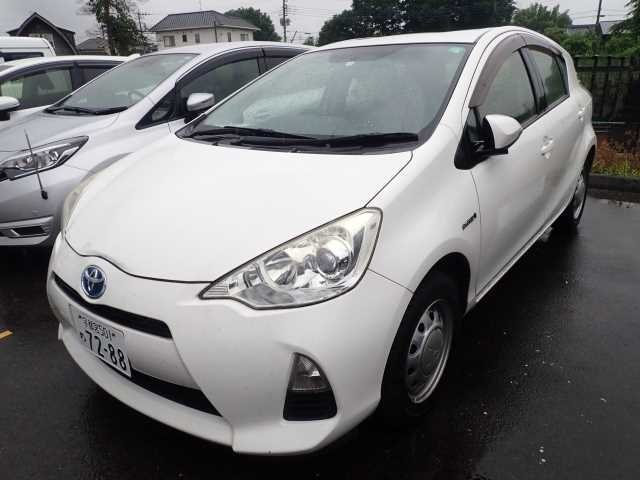 TOYOTA AQUA 2014