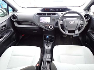 TOYOTA AQUA 2020