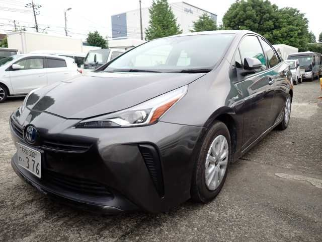 TOYOTA PRIUS 2019
