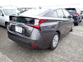 TOYOTA PRIUS 2019