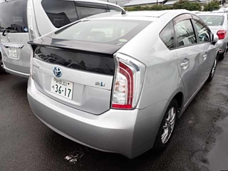 TOYOTA PRIUS 2014