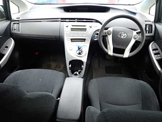 TOYOTA PRIUS 2014