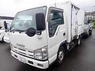 ISUZU ELF 2009