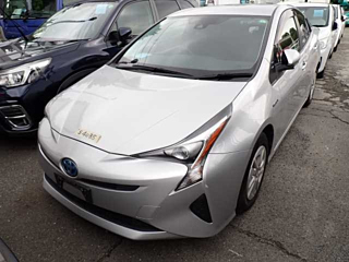TOYOTA PRIUS 2016