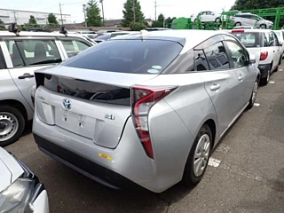 TOYOTA PRIUS 2016